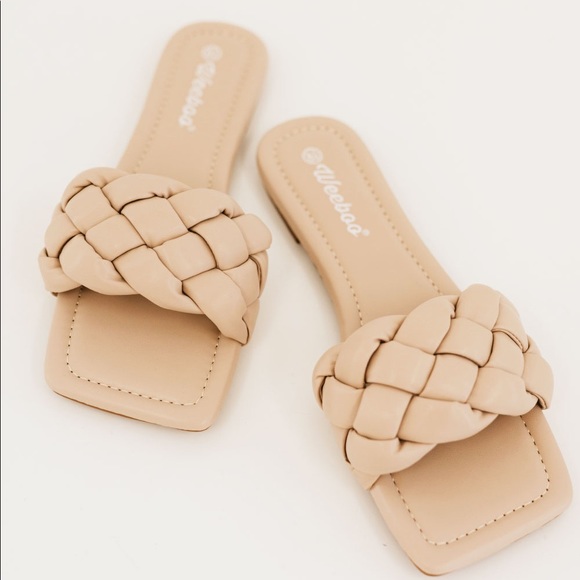 Woven Square Toe Slides - Picture 1 of 5